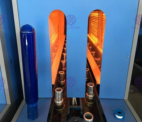 1 গহ্বর 3-5 1.0 এমপিএ গ্যালন বোতল ফুঁ মেশিন সহকারী মেশিন দিয়ে সরবরাহকারী