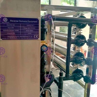 এফআরপি প্রাক ফিল্টার 500LPH বিপরীত অসমোসিস জল চিকিত্সা মেশিন সরবরাহকারী