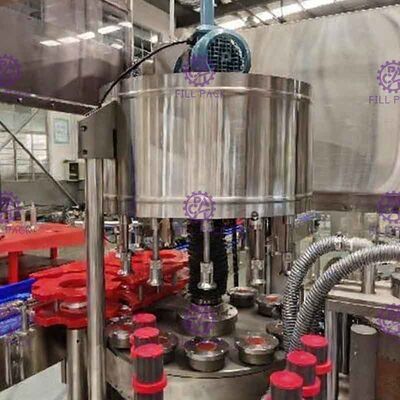 রোটারি ওপিপি বোতল লেবেলার হট গ্লু মেল্ট লেবেলিং মেশিন সরঞ্জাম প্লাস্টিকের বোতল জল কারখানার জন্য লেবেল প্রয়োগকারী সরবরাহকারী