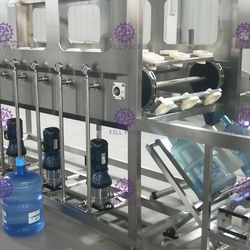 4600 * 2000 * 1800 মিমি এল টাইপ 5 গ্যালন বোতল ফিলিং মেশিন সরবরাহকারী