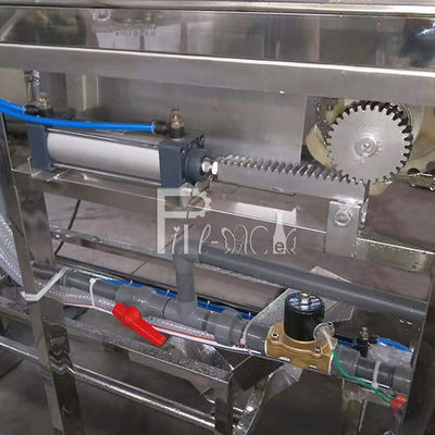 Sus 316 3 200BPH গ্যালন জগ ফিলিং মেশিন বোতল ধারক সহ